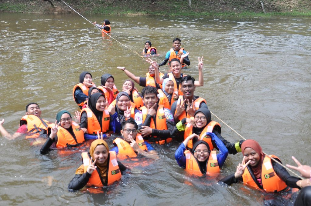 Membina Water Confident bersama Asia Camp