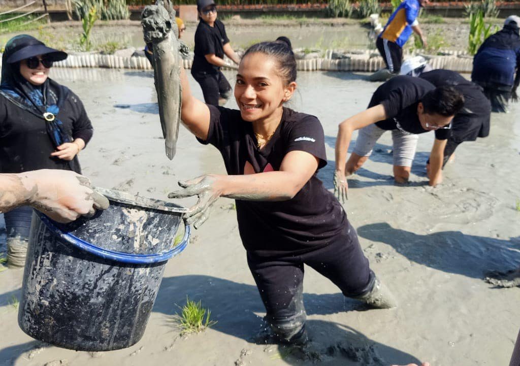 Asia Camp • Team Building Camp team building